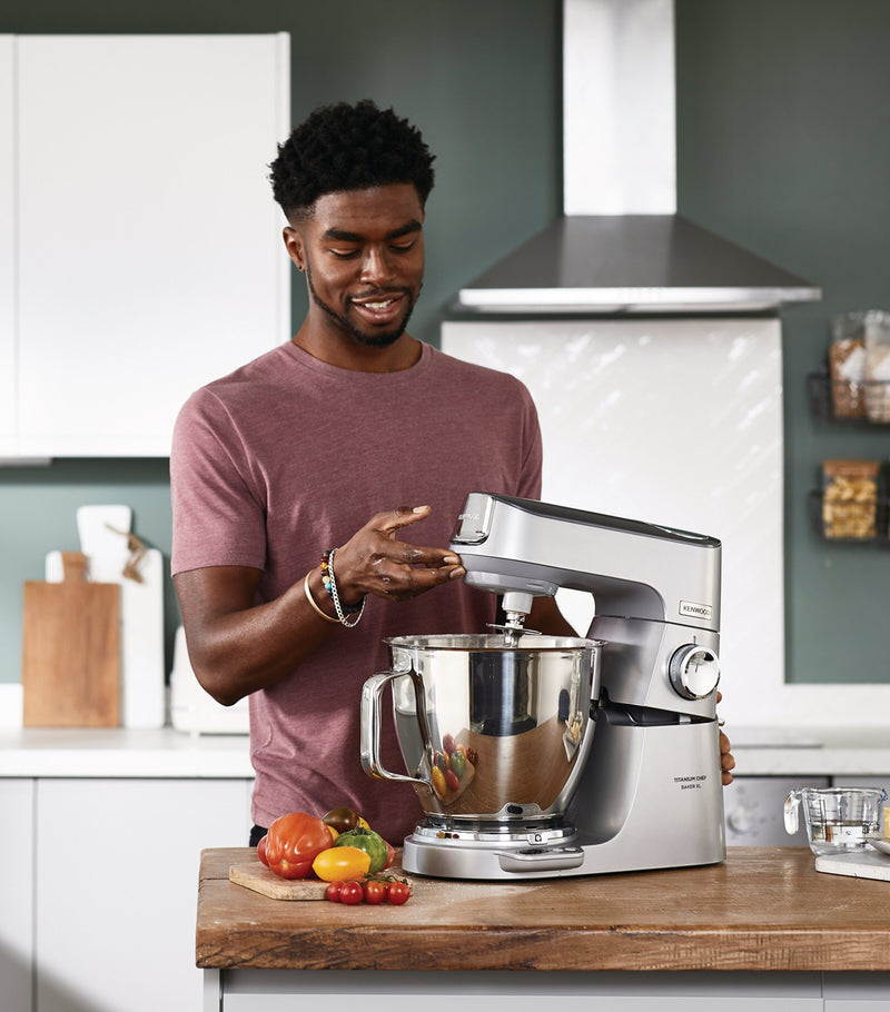 Kenwood Titanium Chef Baker XL stand mixer 7L, UK version