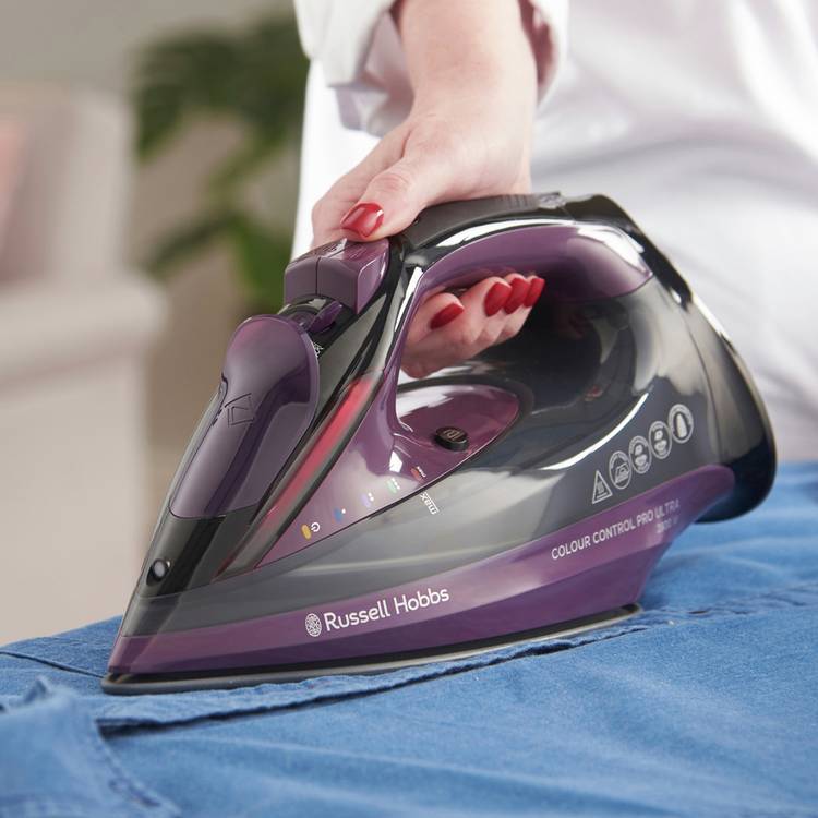 Russell Hobbs Colour Control Pro steam iron, UK version