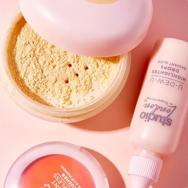 Studio London Flaunt Flawless Loose Powder Translucent (British brand)
