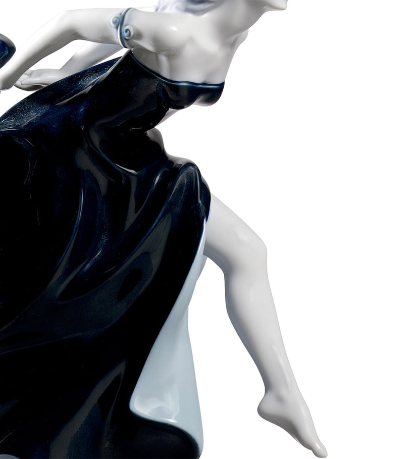 Lladró Night Approaches porcelain figurine, UK version