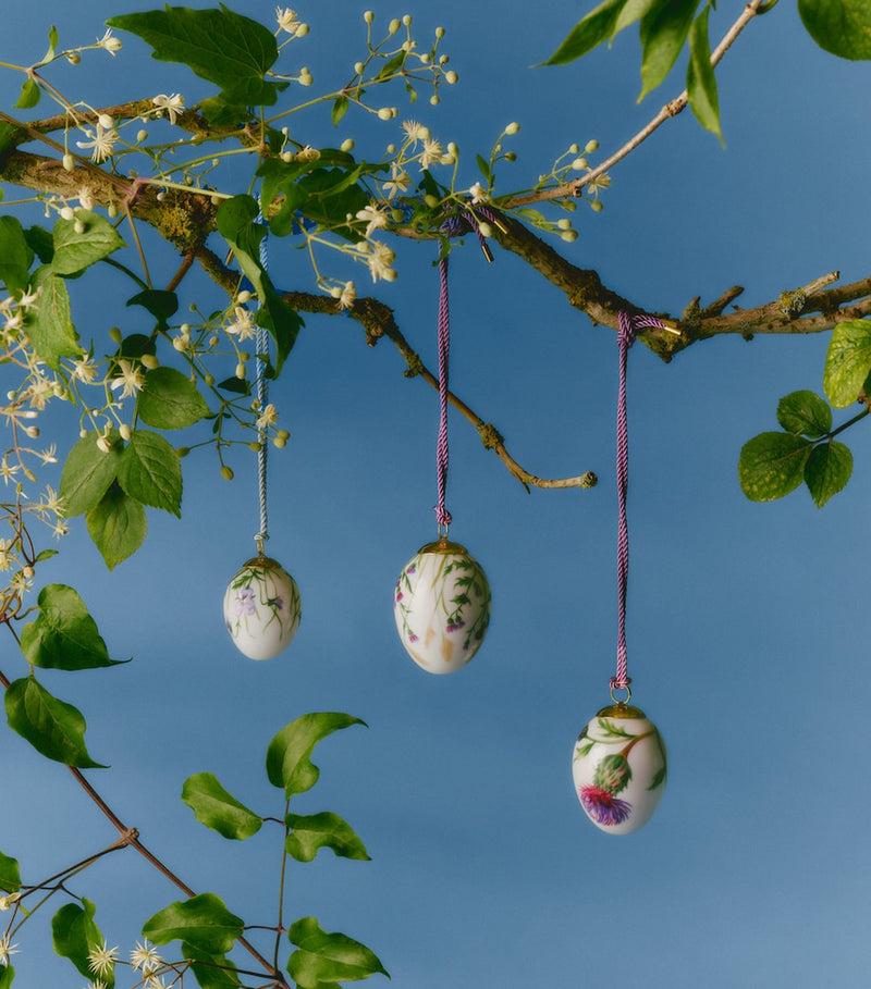 Royal Copenhagen porcelain thistle eggs 6cm, imported from the UK
