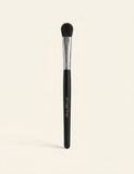 Charlotte Tilbury eye smudger brush V2, UK version