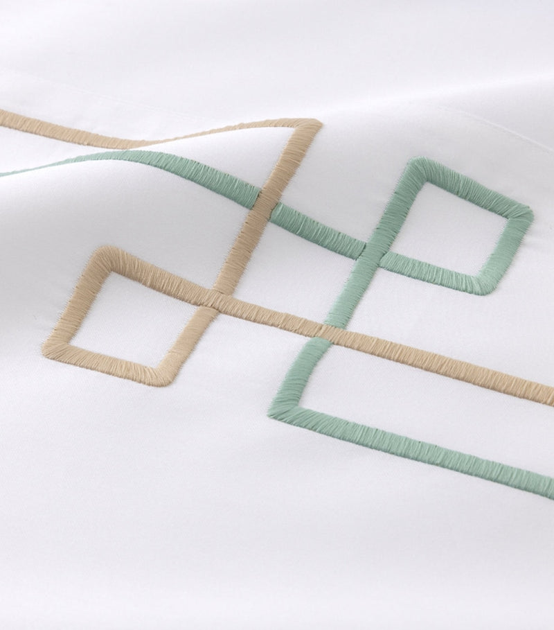 Yves Delorme Villa double flat sheet 240x295cm, imported from the UK