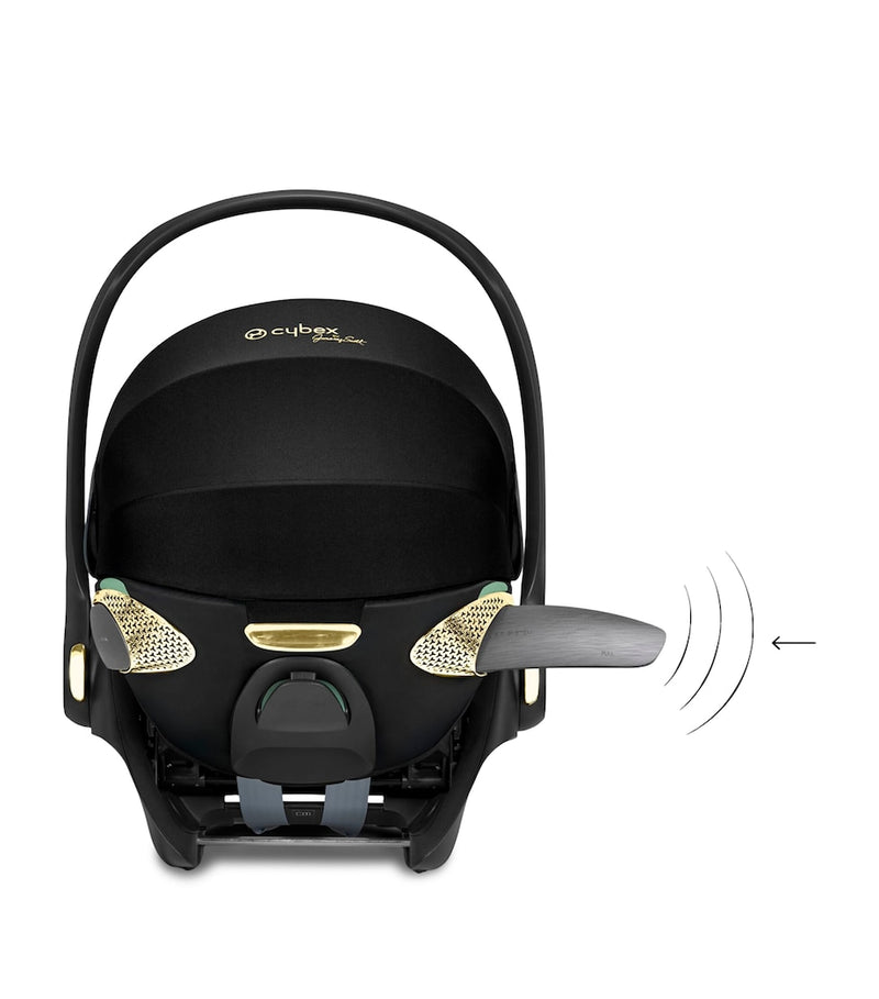 Cybex Wings Cloud T i-Size car seat - British product