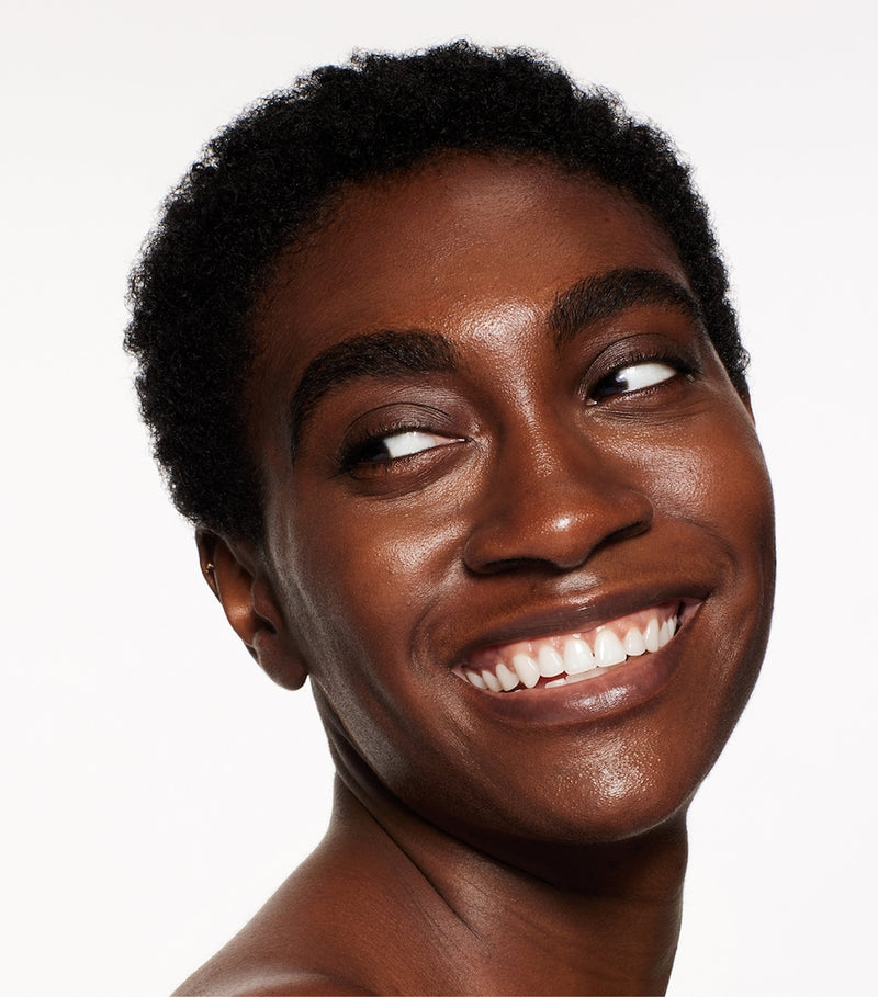 Shiseido Revitalessence Skin Glow Foundation SPF 30 (British brand)
