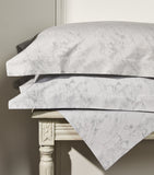 Celso de Lemos Super King duvet cover with veined marble design, 260cm x 220cm - British product