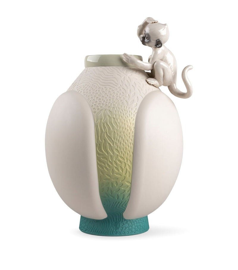 Lladró porcelain monkey vase 42cm decorative piece, UK version
