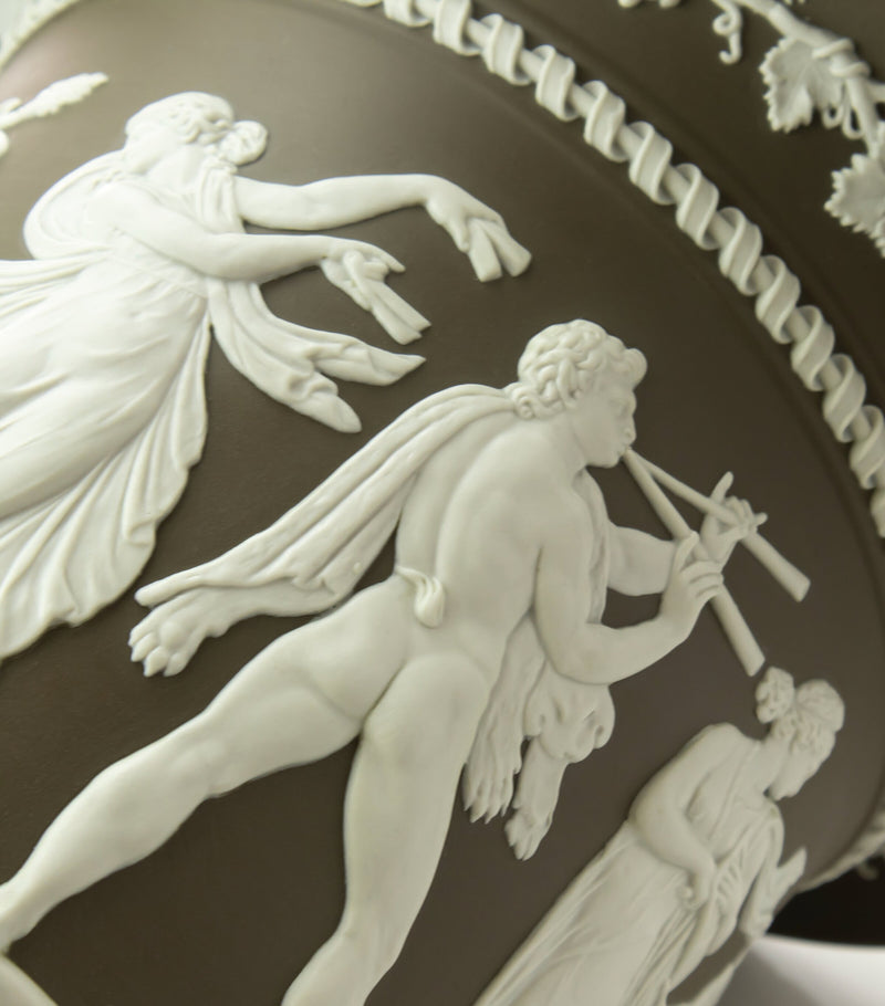 Wedgwood Borghese vase 46.5cm (British brand)