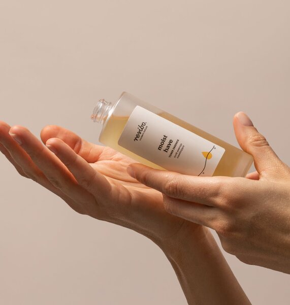 Resibo Moist Have toner essence 100ml - British product
