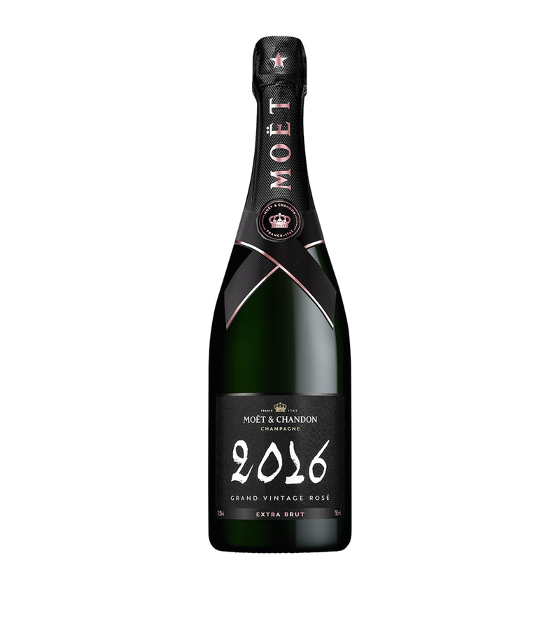 Moët & Chandon Brut Rosé Champagne 75cl, imported from the UK