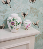 Wedgwood Hummingbird Lidded Vase 15cm (British brand)