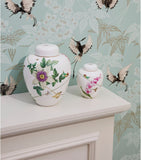 Wedgwood Hummingbird Lidded Vase 15cm (British brand)