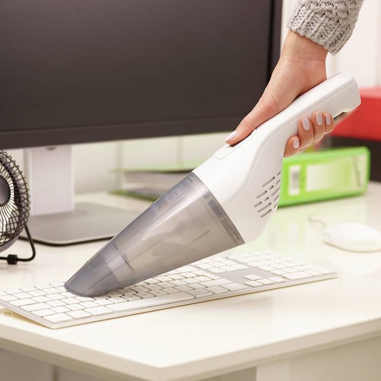 Black+Decker Dustbuster handheld vacuum 5.4Wh, UK version