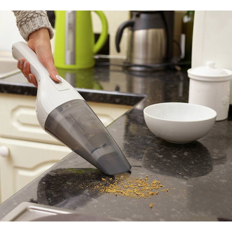 Black+Decker Dustbuster handheld vacuum 5.4Wh, UK version