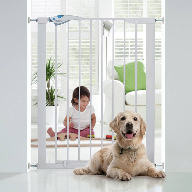 Munchkin Lindam extra tall safety gate - British product