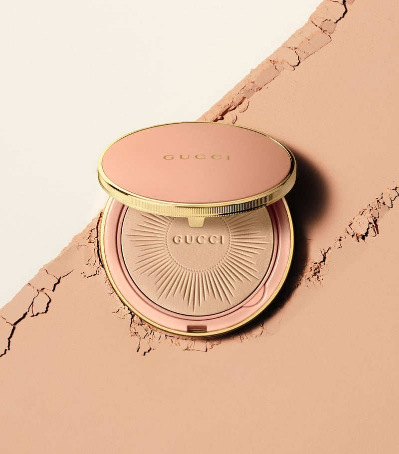 Gucci Matte Pressed Powder face powder, UK version