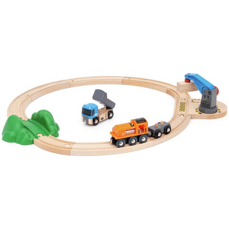BRIO Lift Load Set toy train (British brand)