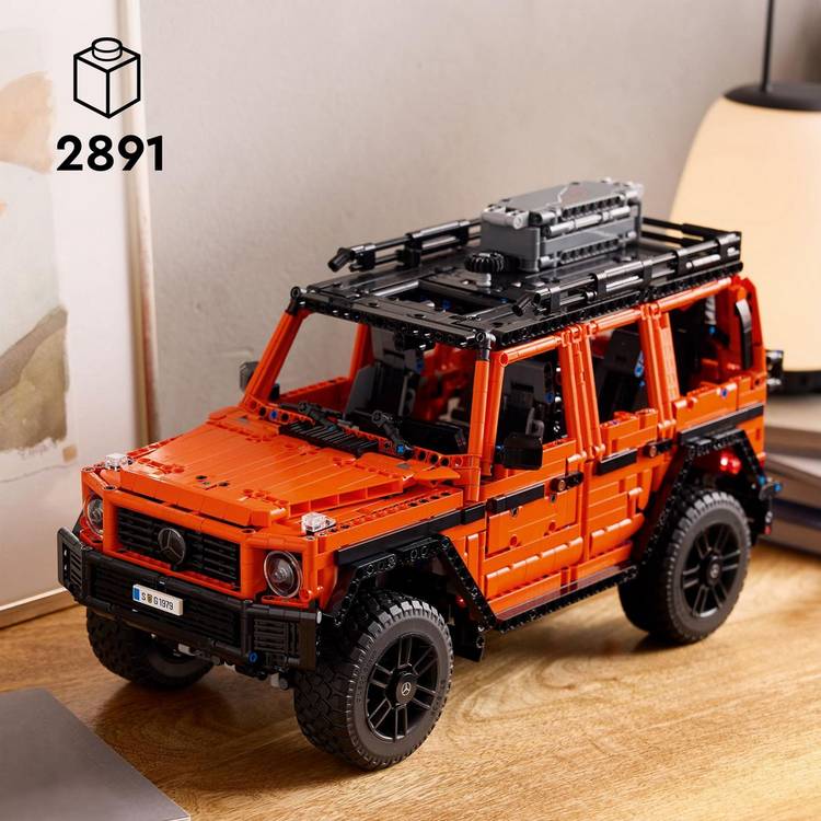 LEGO Technic Mercedes-Benz G500 building set 2891 pieces - British product
