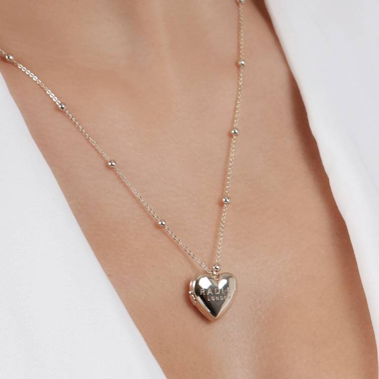 Radley heart photo locket necklace 18ct gold plated 51cm chain - British product