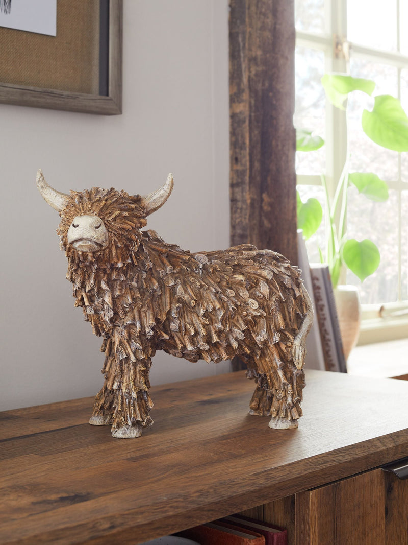 Brown Hamish the Highland extra large cow ornament - British product