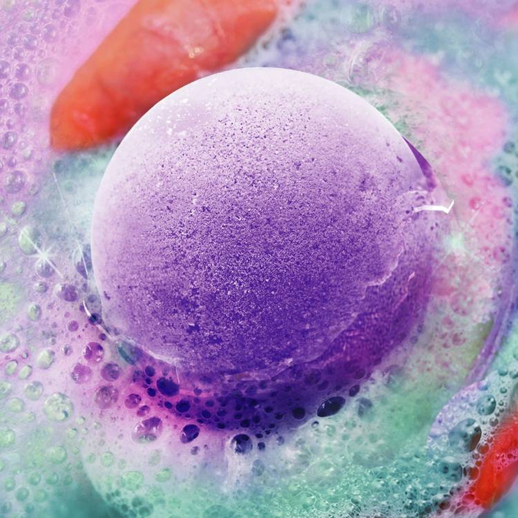 So Bomb bath bomb dispenser with mini bath bombs - British product