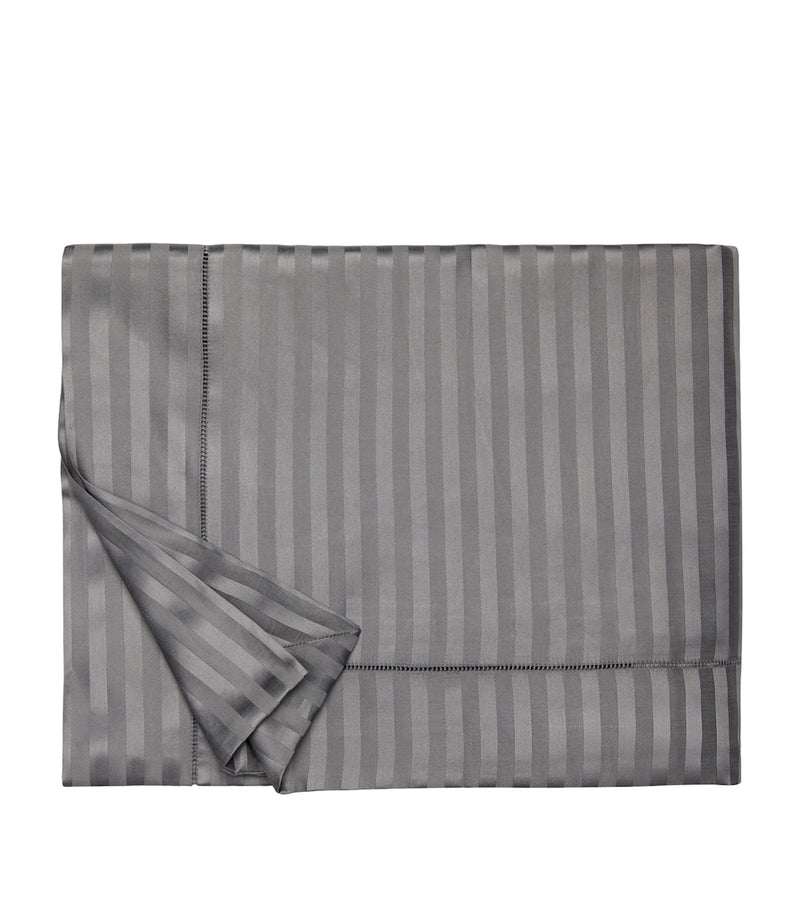 Pratesi striped king duvet cover 230cm x 220cm, imported from the UK