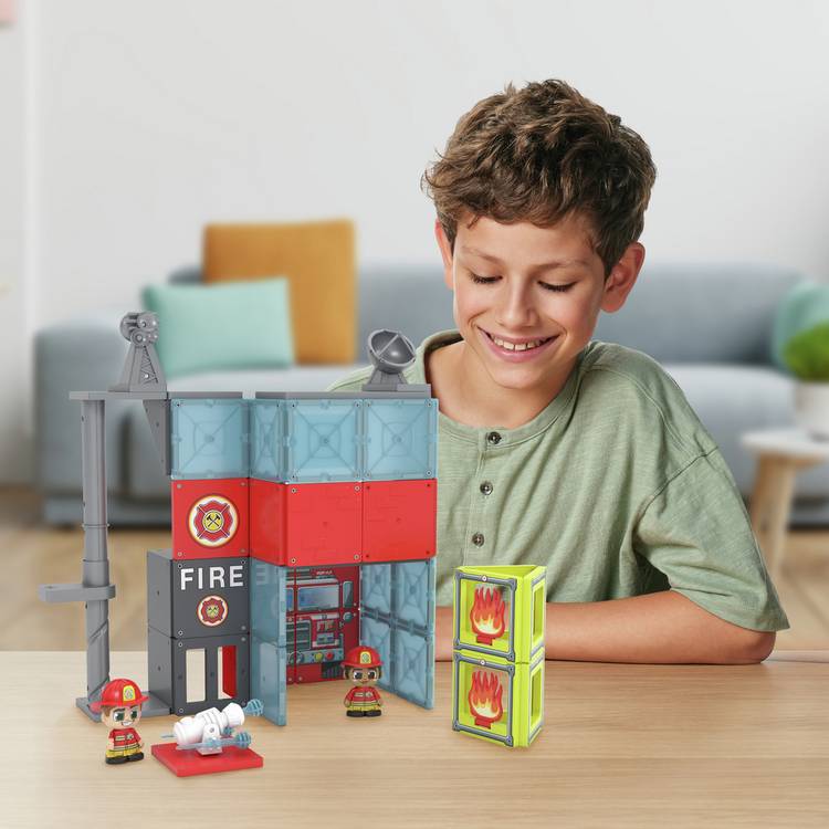 Tile Town fire house set 46-piece, imported from the UK