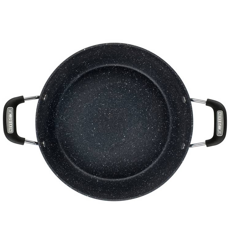 Scoville non-stick shallow casserole dish 3.3L, UK version