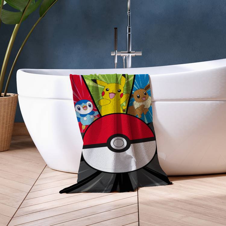 Pokémon action beach towel multicoloured (British brand)