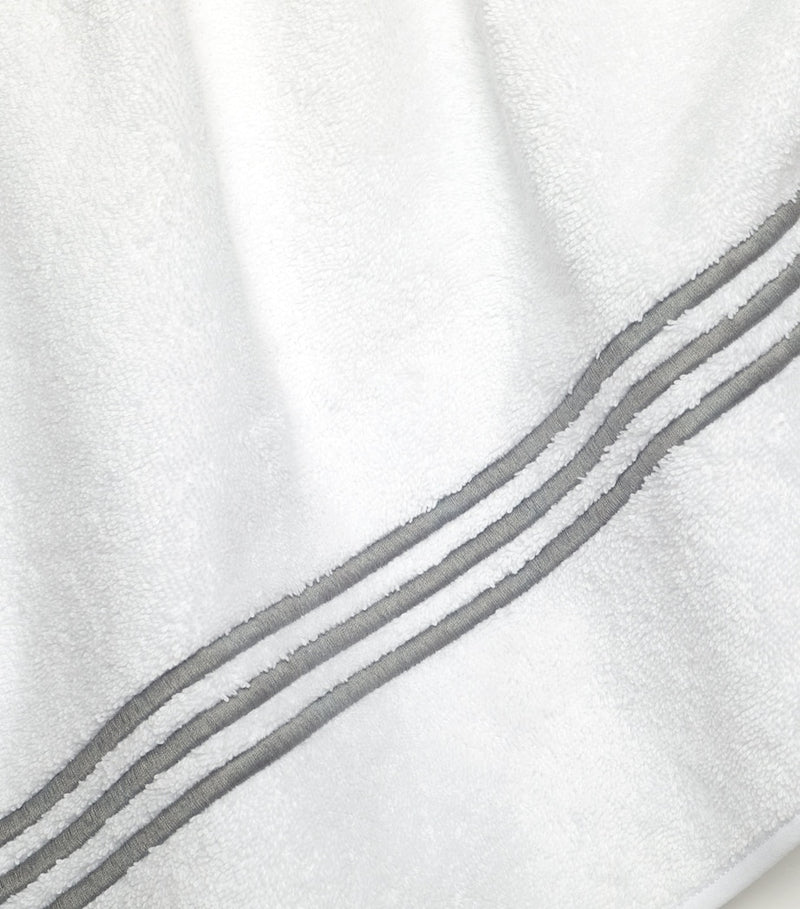 Pratesi Tre Righe bath towel 75cm x 150cm, UK version