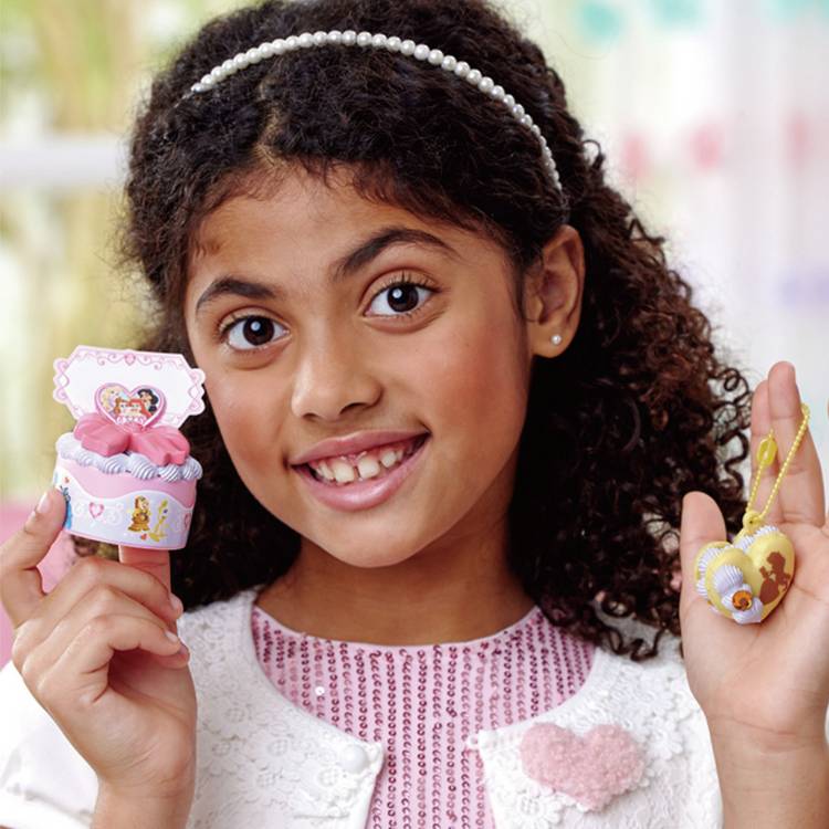 Disney Princess Pati-school craft kit (British brand)
