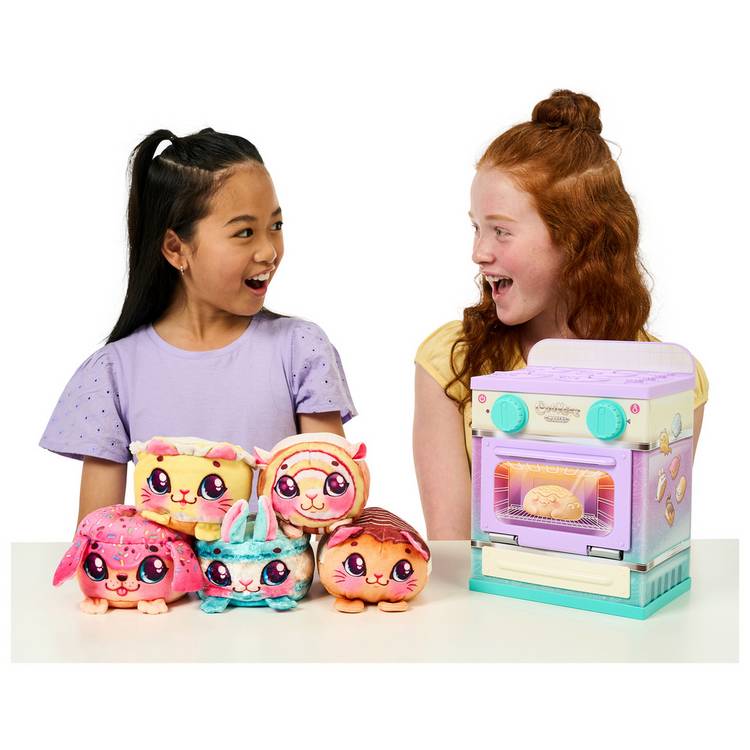 Cookeez Makery Lil' Bakez toy oven playset, UK version
