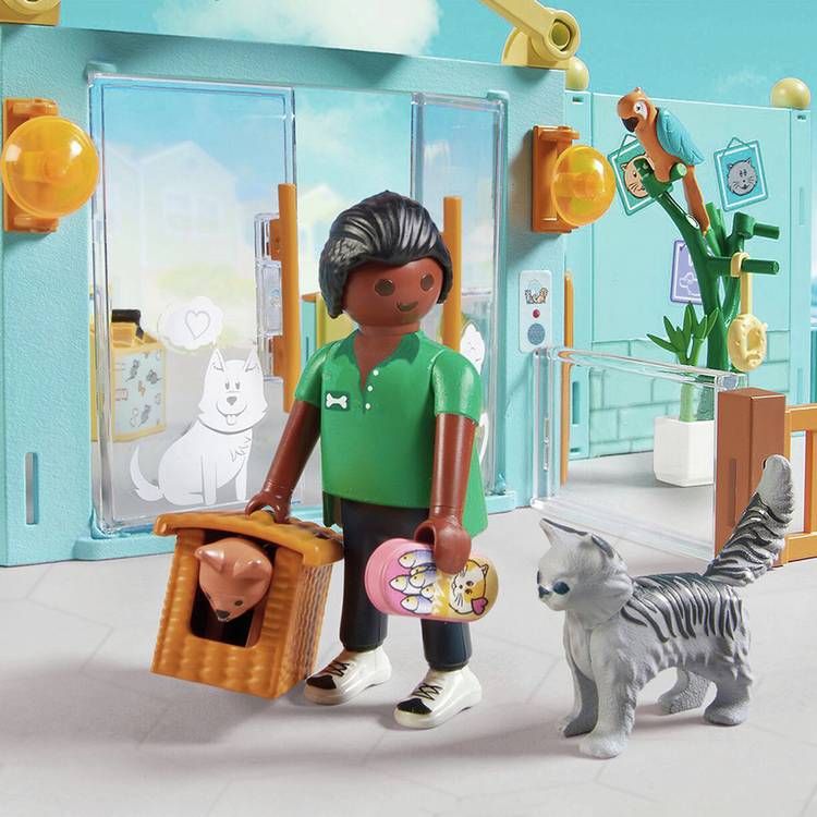 Playmobil Animal Hotel playset 28cm, imported from the UK