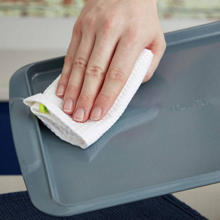 Tower Cerasure baking tray set 2 piece, imported from the UK