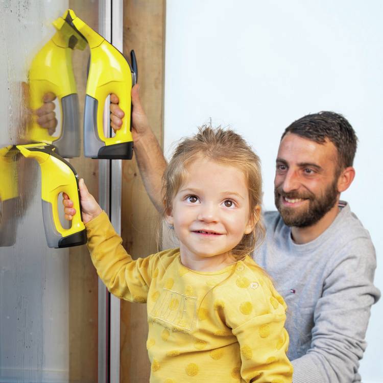 Smoby Karcher WV6 toy window cleaner, UK version