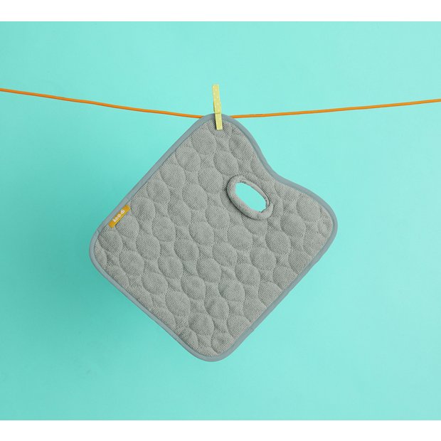 Koo-di Wetec car seat protector with absorbent pad imported from the UK