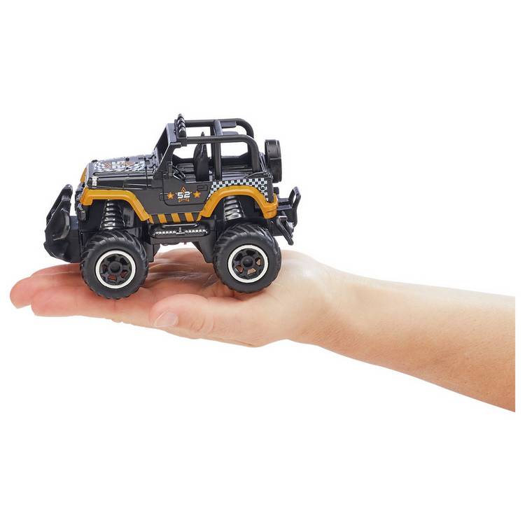 Revell Jeep Wrangler RC car 1:43 scale - British product