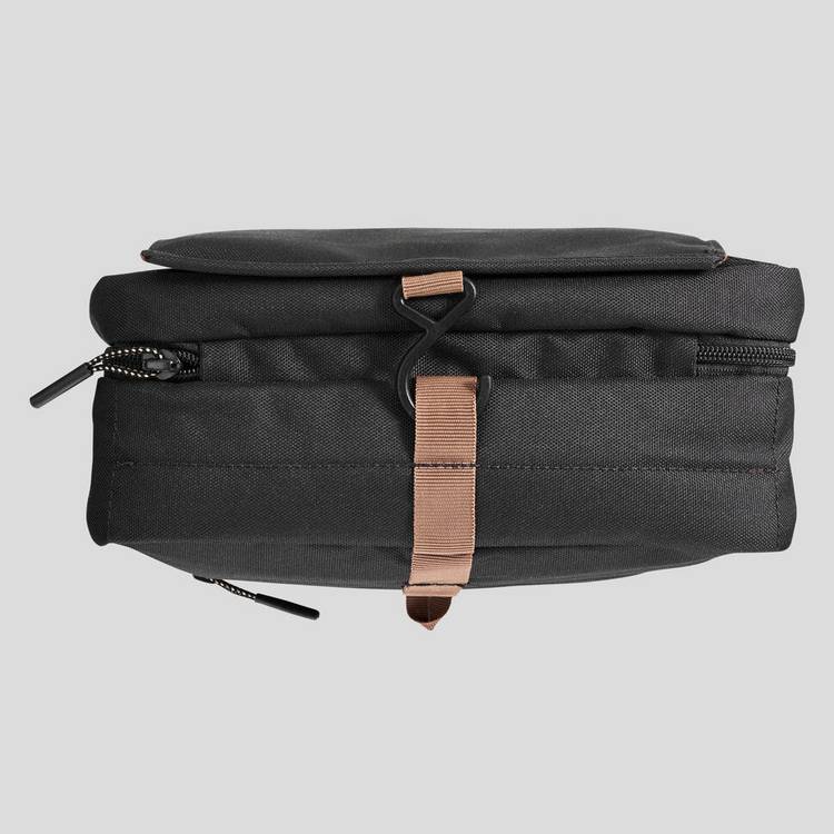 Decathlon travel wash bag 63cm (British brand)