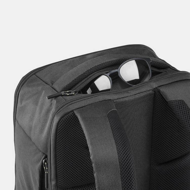 Decathlon hiking backpack NH Escape 500 32L (British brand)