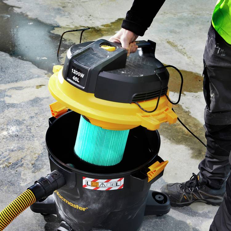 Vacmaster L Class wet dry vacuum cleaner 45L (British brand)