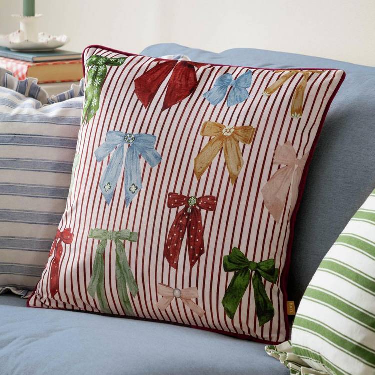 furn Noortje Bows Cushion pink 45x45cm - British product