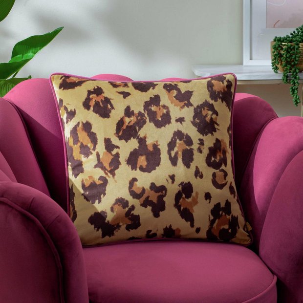 furn leopard print cushion beige 43x43cm - British product