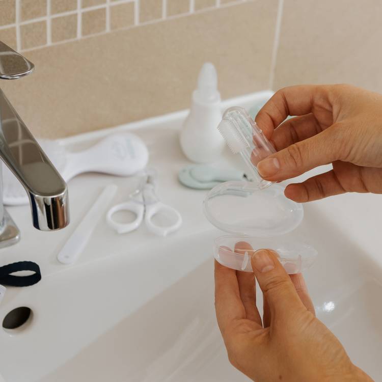 Nuby Bathtime Care Kit baby bath essentials (British brand)