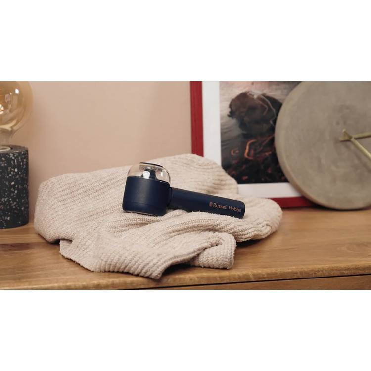 Russell Hobbs cordless fabric shaver (British brand)