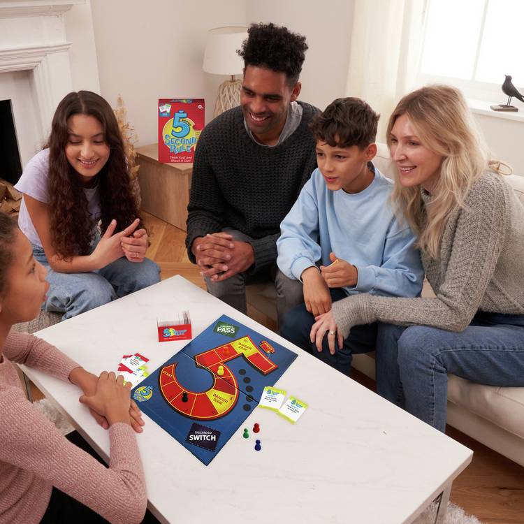5 Second Rule board game with spiral timer, imported from the UK