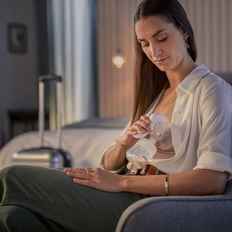 Philips Avent single manual breast pump, imported from the UK