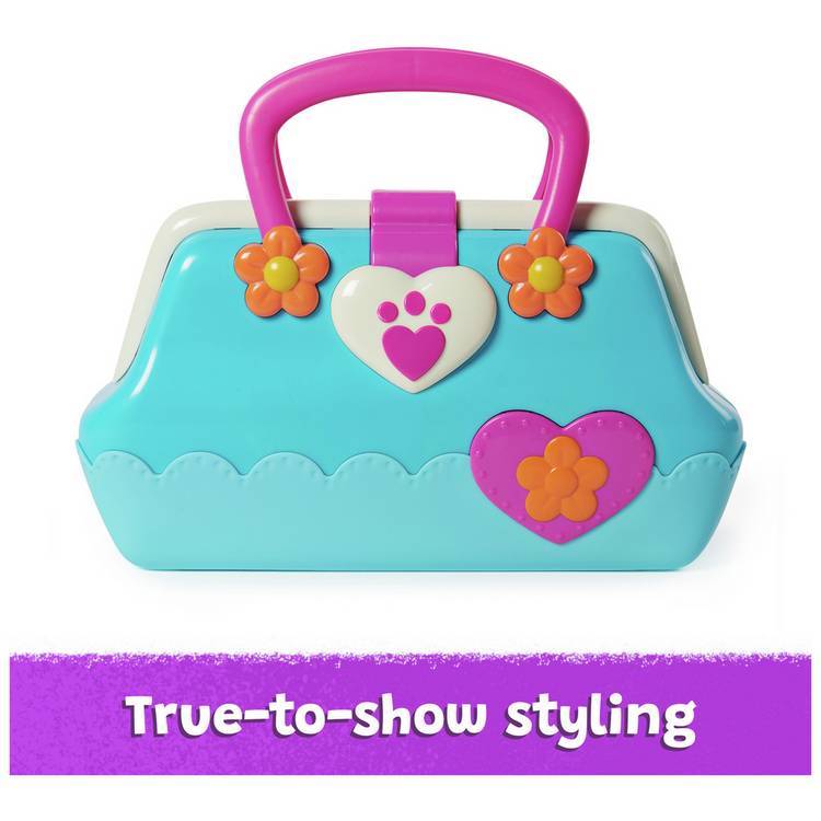 Vida the Vet feature vet bag with accessories, UK version