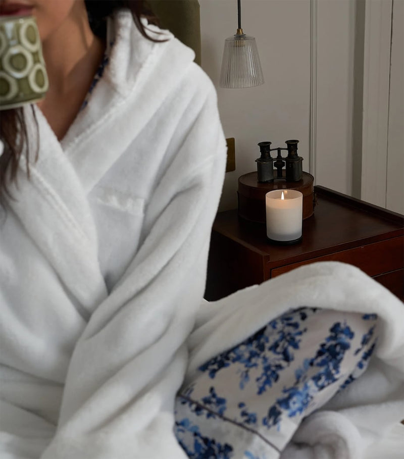 Cowshed Relax Candle 220g (British brand)