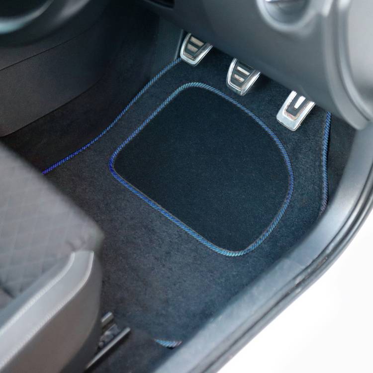 Streetwize set of 4 carpet car mats black blue trim, UK version