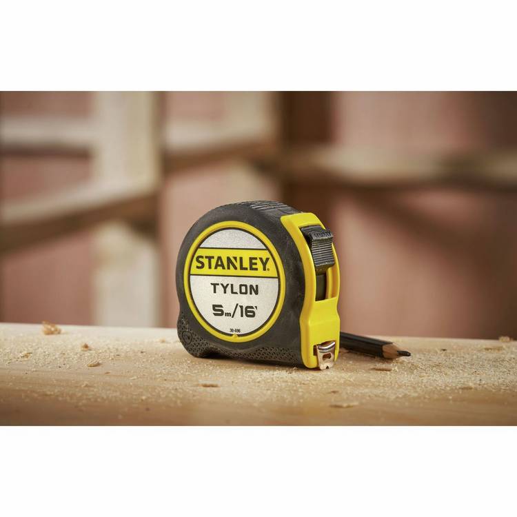 Stanley 7-piece essential toolbox 16-inch, UK version